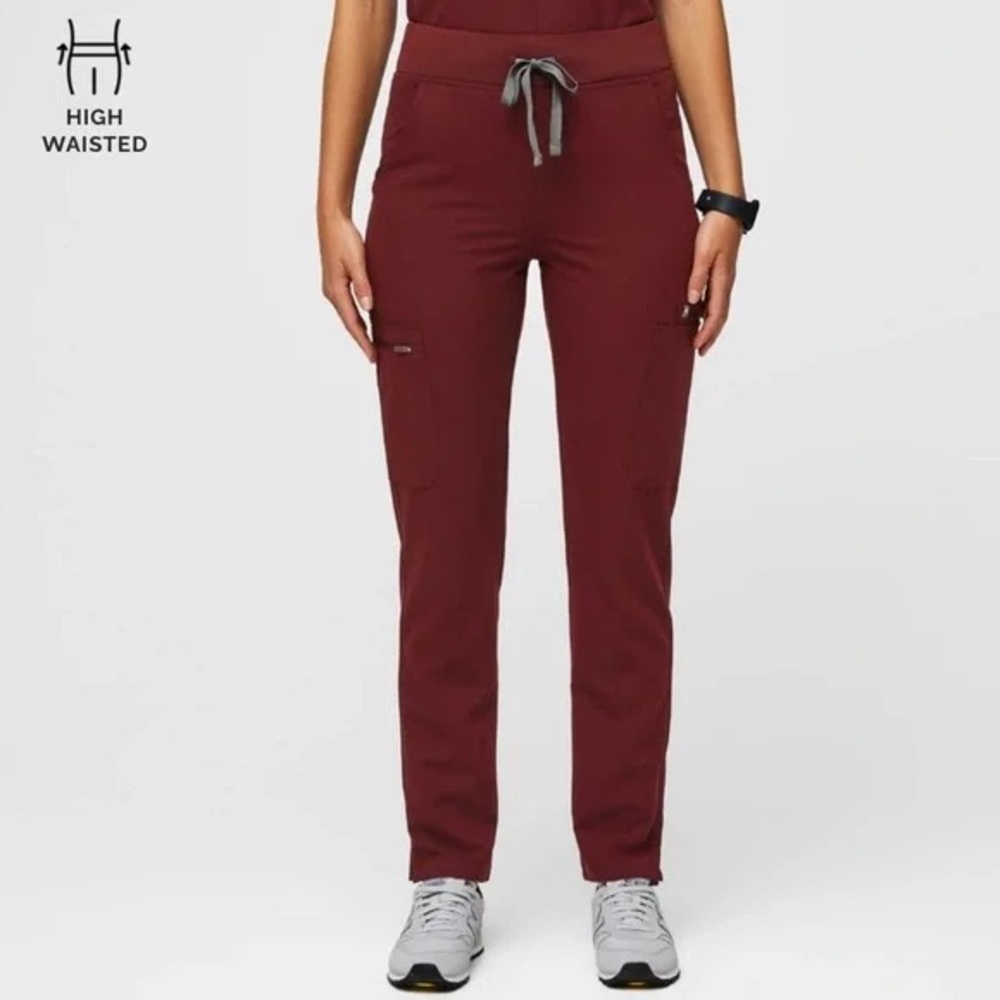 FIGS Women’s HW YOLA Scrub Pants Straight Leg in Dark Cherry Red Size XS Tall